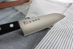 Kanetsugu Rev 21 Santoku Knife Micro-serrated Blade 13.5cm -KnifeMaster Store kanetsugu rev 21 santoku knife micro serrated blade 13cm 7