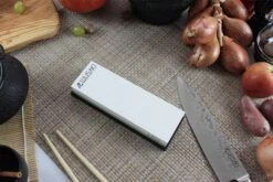 Wusaki Damas VG10 Pack With Chef Knife 20cm + Whetstone 3000/8000 -KnifeMaster Store wusaki damas vg10 pack with chef knife 20cm whetstone 7